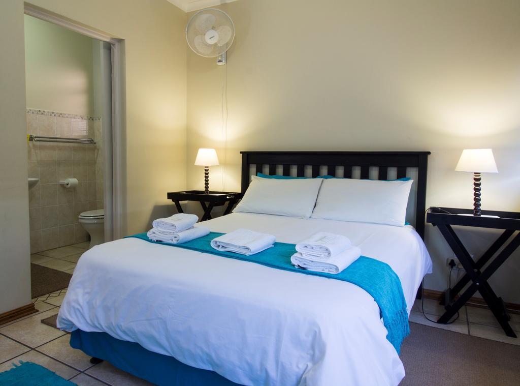 Madiolyn Apartment Jeffreys Bay Exterior photo